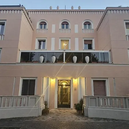 Apartment Golden Moon Lido di Ostia